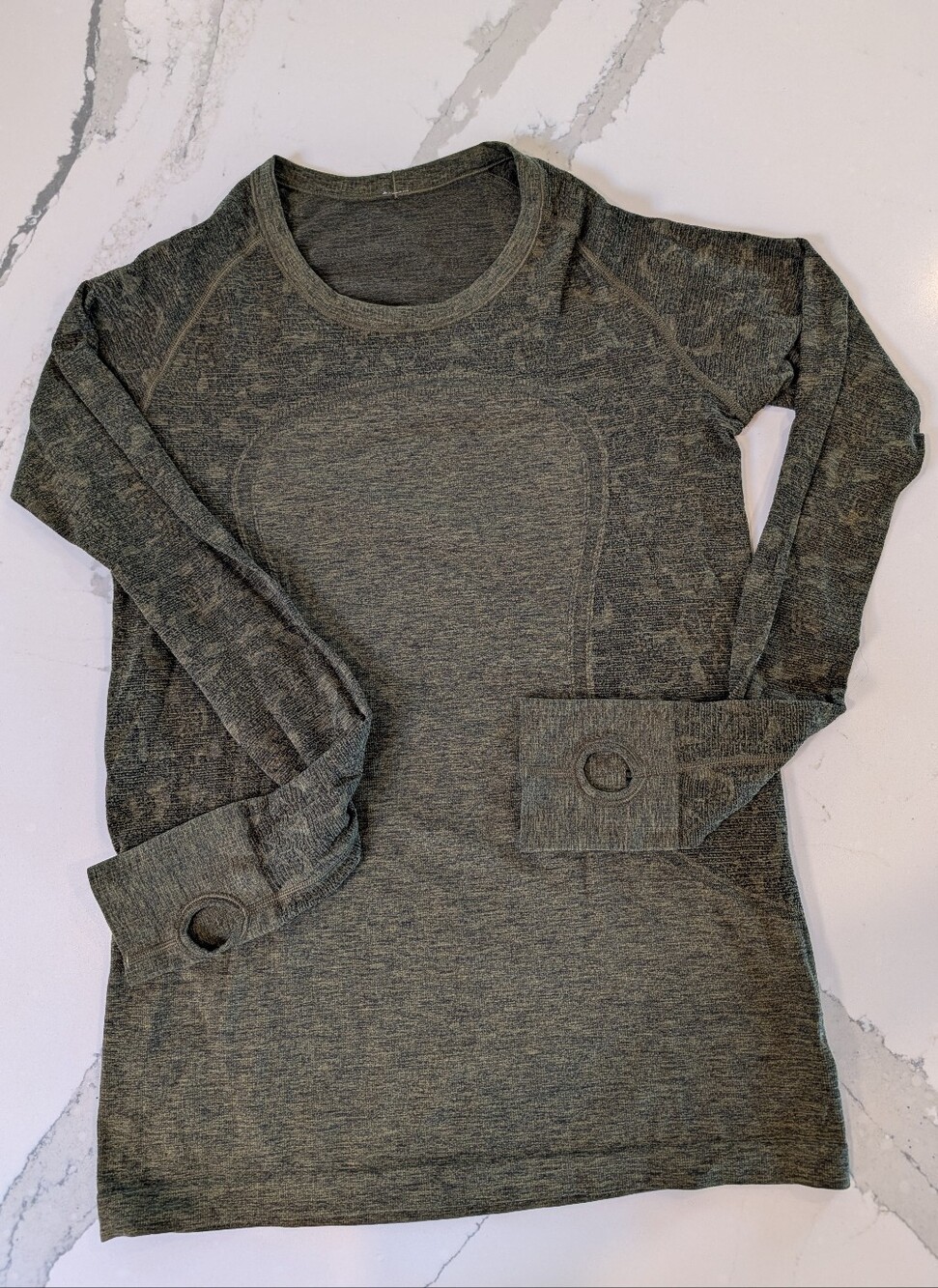 Lululemon Swiftly Tech - Heathered Olive Green